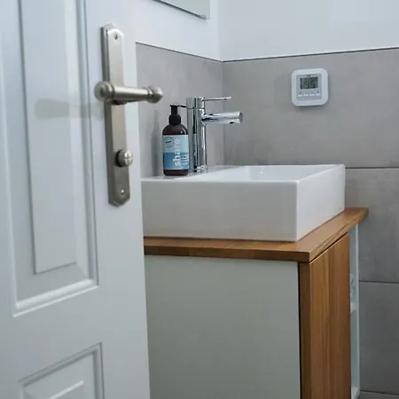 Numbersixteen Apartmán