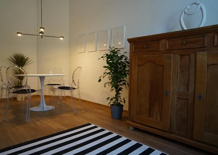 Numbersixteen アパート *