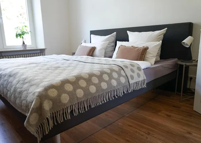 Numbersixteen ترير